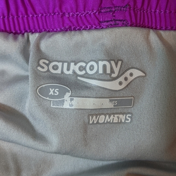 Saucony Patterned Running Shorts Sz XS - Picture 5 of 8